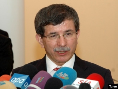 Turkish FM Discusses Armenia Deal In Parliament