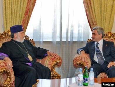 Sarkisian To Seek Diaspora Support For Turkey Diplomacy