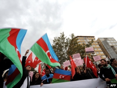 Baku Protests Ban On Flag At Bursa Soccer Match