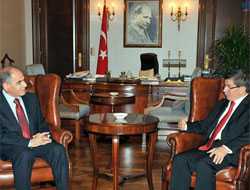 Turkish FM meets Iraqi Turkmen leader in Ankara