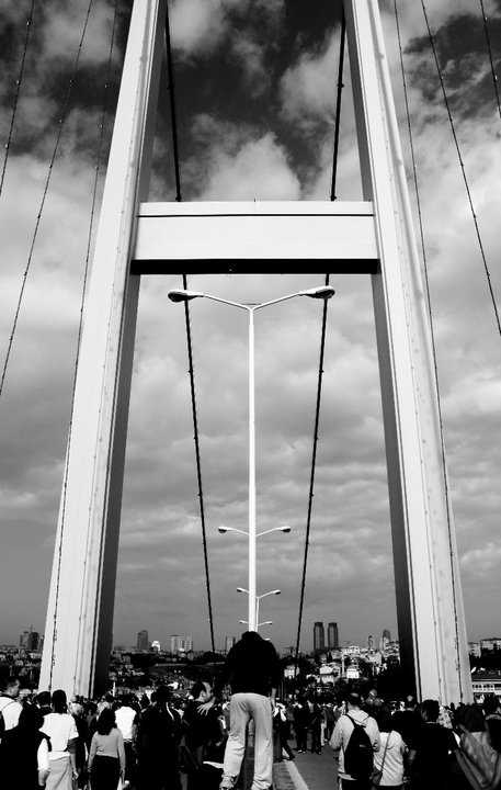 Bosphorus Bridge, Istanbul by Yurek Akbar