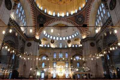 The Istanbulian: Istanbul’s Grand Mosque and Mosque-Free Athens