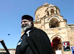 Istanbul Armenians appealed to Erdogan to elect a new patriarch