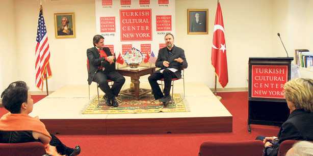 Aydoğan Vatandaş interviews Tony Karon, a senior editor at Time magazine, at the Turkish Cultural Center in New York.