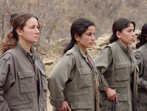 Female Kurdish figters