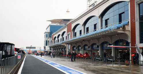 Istanbul circuit wet pits 2593040