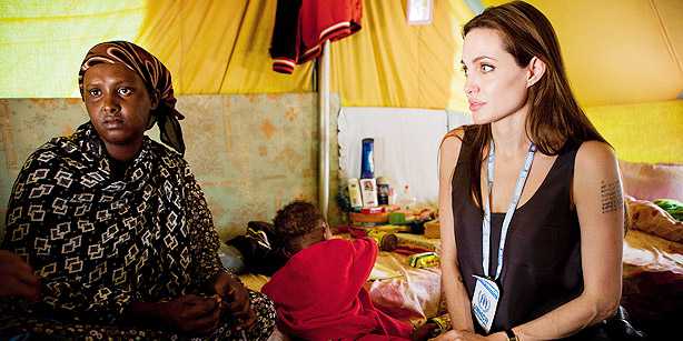 Angelina Jolie seeks to visit Syrian refugees in Turkey