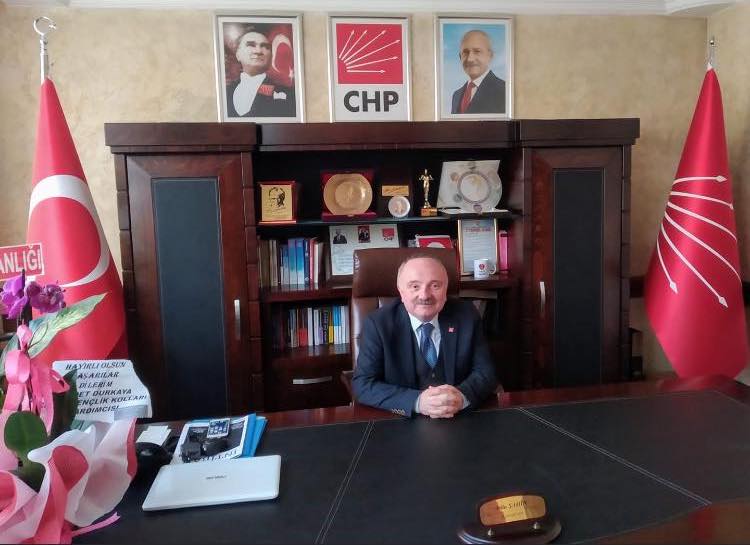 CHP'Lİ ŞAHİN: TÜRKİYE AKP SEBEBİYLE GÜNDEN GÜNE FAKİRLEŞİYOR!Cumhuriyet Halk Partisi (CHP) Ordu İl Başkanı Av. Atila Şahin, Türk-İş'in Mart ayı açlık ve yoksulluk sınırı oranlarını açıklamasının ardından değerlendirmede bulundu. Başkan Şahin, " Türkiye günden güne fakirleşiyor"dedi. - Atila Şahin