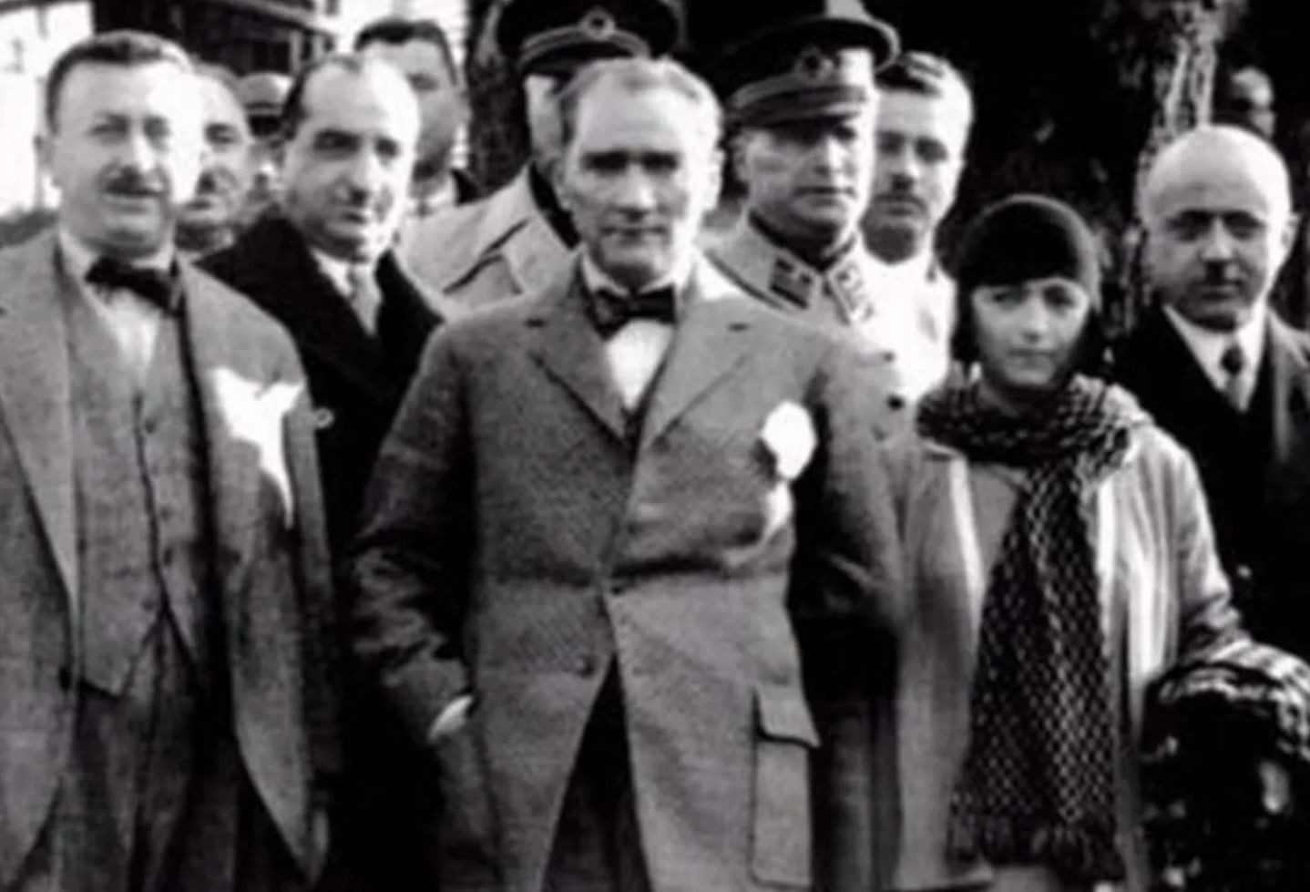 Atatürk’ün Geleceği Seziş Gücüne ve İnsandan Anlayışına Üç Örnek