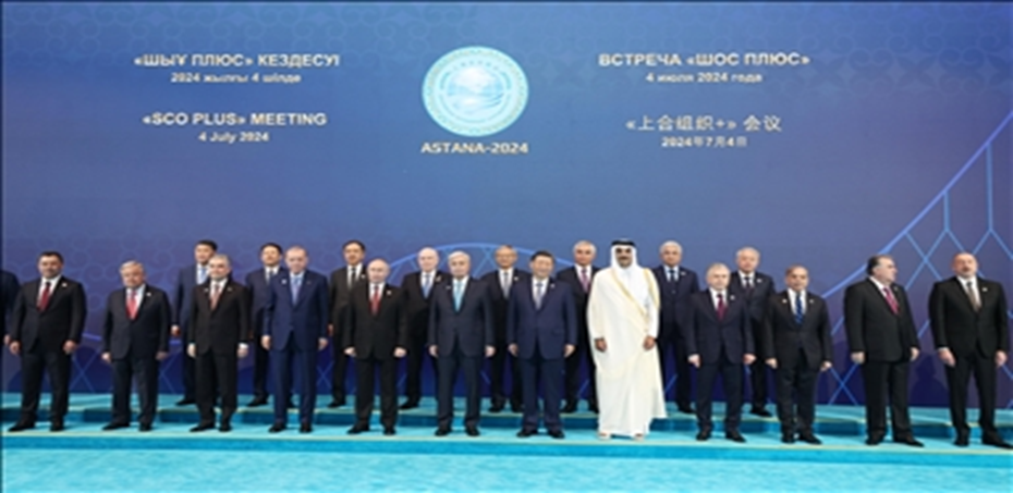 Cumhurbaşkanı Erdoğan, geçen hafta  4 Temmuz’da Şanghay İşbirliği Örgütü (ŞİÖ) 24'ncü “Devlet Başkanları Zirvesi Genişletilmiş Oturumu”na katılmış ve  Kazakistan Cumhurbaşkanı Kasım Cömert Tokayev'e daveti için teşekkür etmiştir: "Bu kapsamda Şanghay İşbirliği Teşkilatı ile diyaloğumuzu daha da güçlendirmeye hazırız. Bölgesel çatışmalar, siyasi istikrarsızlıklar ve yoksulluk tarafından tetiklenen uluslararası göç hareketleri de temel kırılganlıklardan birisi haline geldi."   - image 1