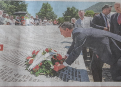 Avrupa’nın ve  dünyanın sessizliğinden faydalanan eski Yugoslavya’daki Sırplar, 11 Temmuz 1995 tarihinde Srebrenitsa’da, “Müslümanlardan intikam almak” için 8.372 Boşnak’ı katlederek  soykırım yapmıştır. BM Genel Kurul’u 24 Mayıs 2024 tarihinde 11 Temmuz'u, “Srebrenitsa'daki 1995 Soykırımının Uluslararası Yansıtma ve Anma Günü” olarak belirleyen  ve soykırımı kınayan  kararı  68 çekimser, 19 aleyhte 84 lehte oyla kabul etmiştir.   - image 7