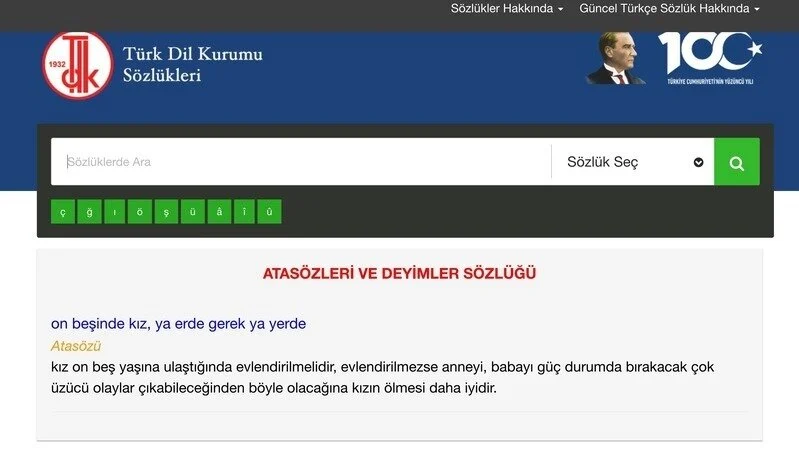 On beşinde kız ya erde gerek ya yerde: Kız on beş yaşına ulaştığında evlendirilmelidir, evlendirilmezse anneyi, babayı güç durumda bırakacak çok üzücü olaylar çıkabileceğinden böyle olacağına kızın ölmesi daha iyidir. - Kiz Cocuklarini Hedef Gosteren Atasozleri onbesinde kiz ya erde gerek ya yerde